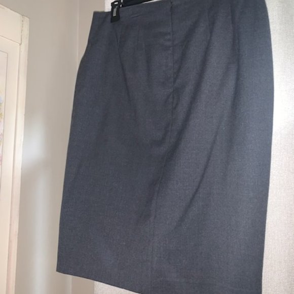 Talbot's Italian Wool Gray Suit - Jacket and Skirt - Picture 7 of 8